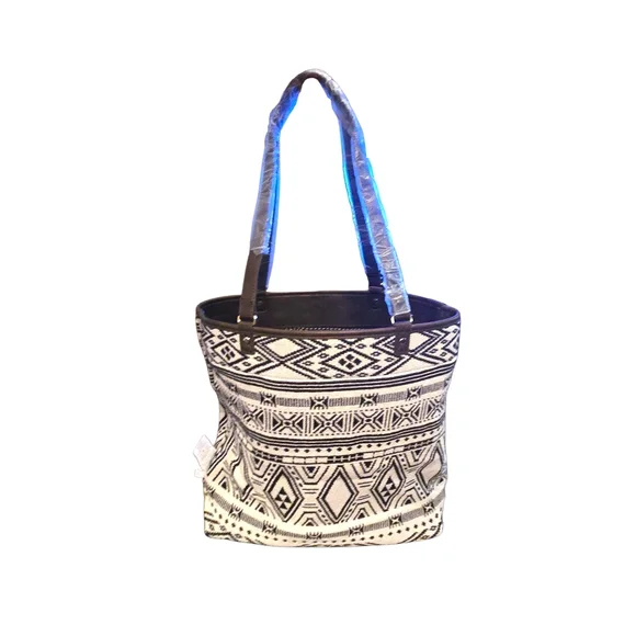 Thirty One Jewell‎ NWOT Black & White Rio Weave XL Reversible Tote 16"X14"X5" - Picture 7 of 14